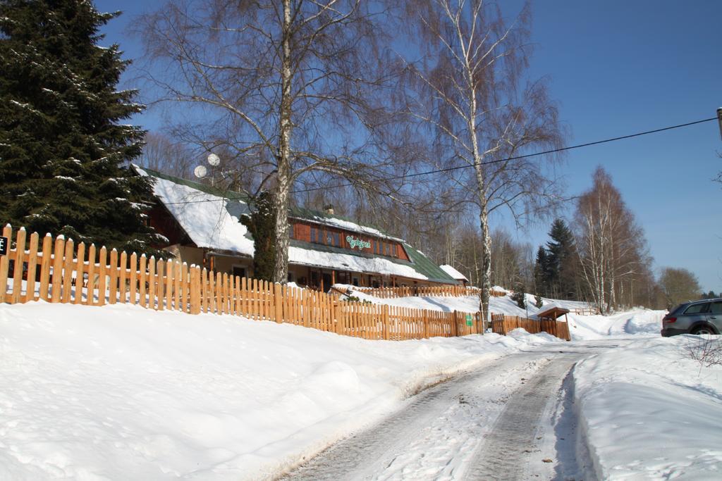 Apartmany Vydrysek Srní Eksteriør bilde